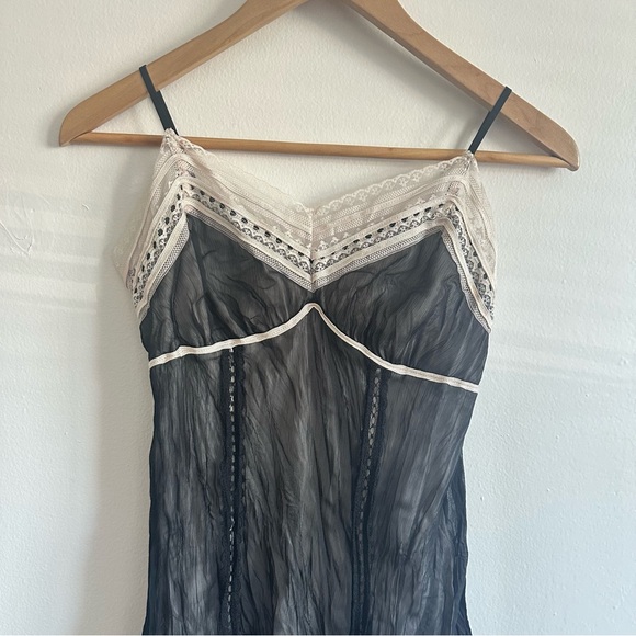 Heart Soul Sheer Black and Cream Lace Chemise - Picture 2 of 10